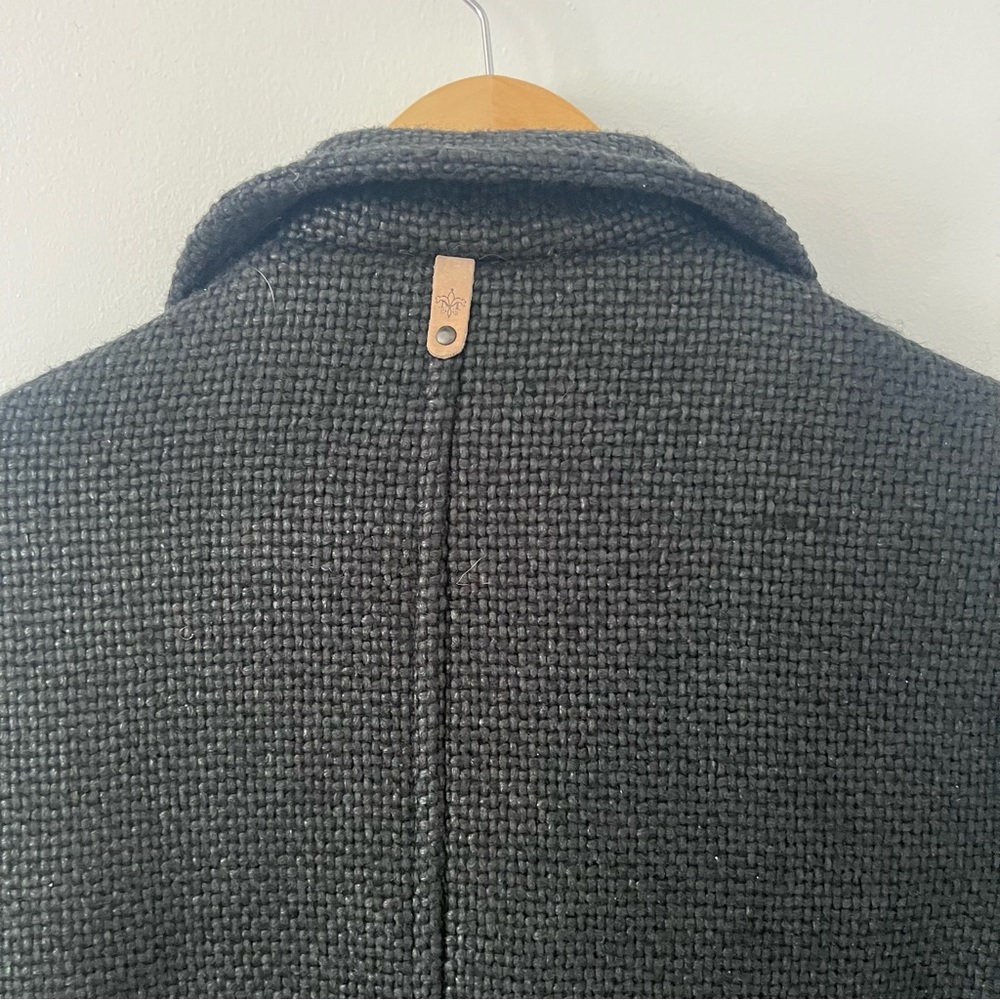 Mackage Luxury Wool and cashmere blend Asymmetrical Zip – Leather Trim – Size M - Picture 7 of 16